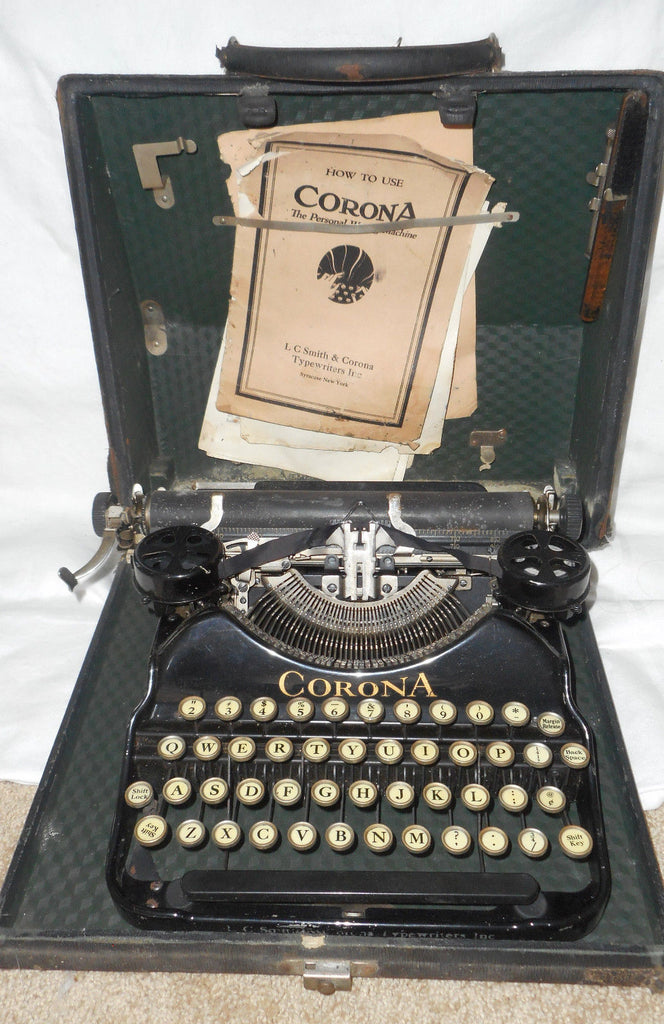 タイプライター☆ビンテージ　Smith-CORONA Vintage Smith Corona Corsair Deluxe Turquoise Typewriter Mid