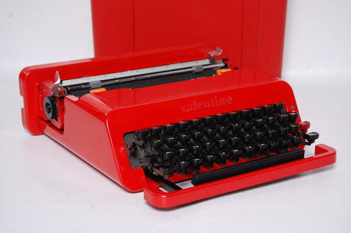 Olivetti Valentine Vintage Retro Red Typewriter Excellent Rare Needs Work